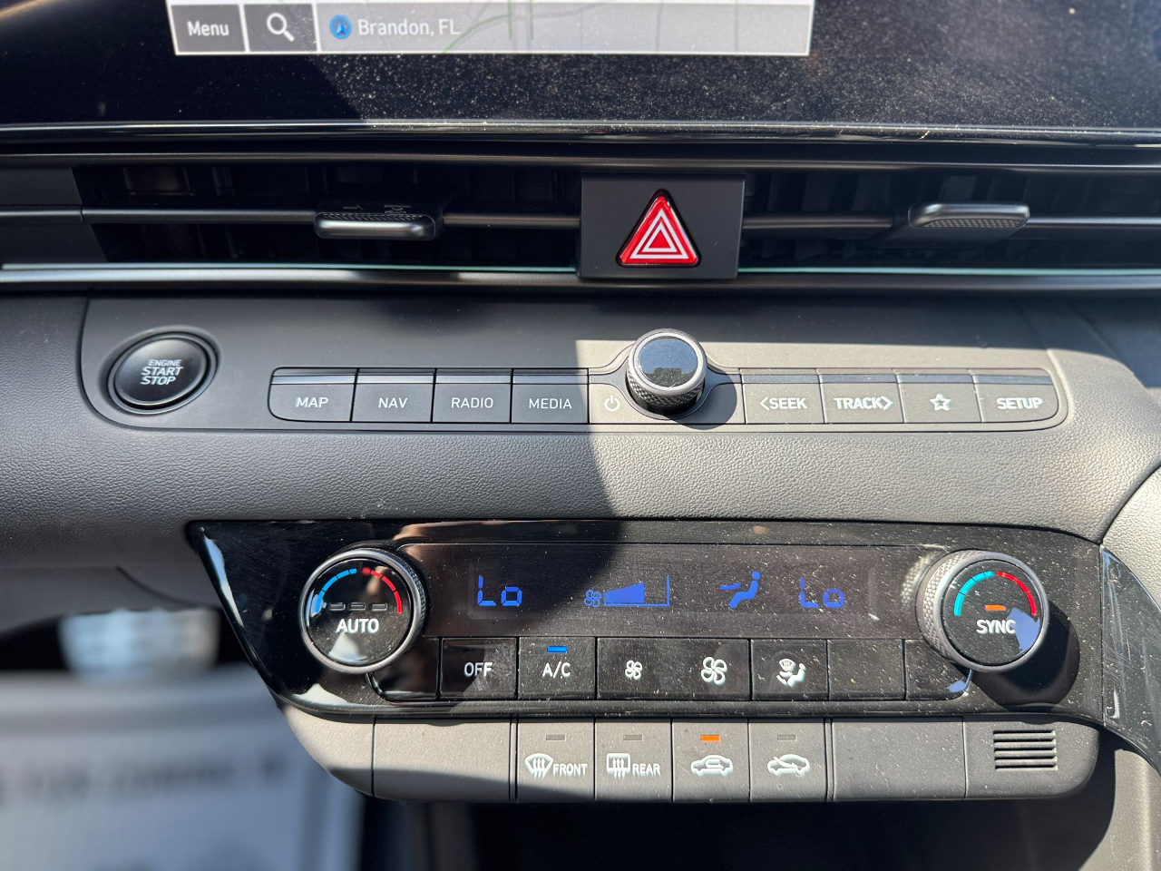 Hyundai Elantra Hybrid Blue 2025 Hyundai Elantra Hybrid Blue 2025