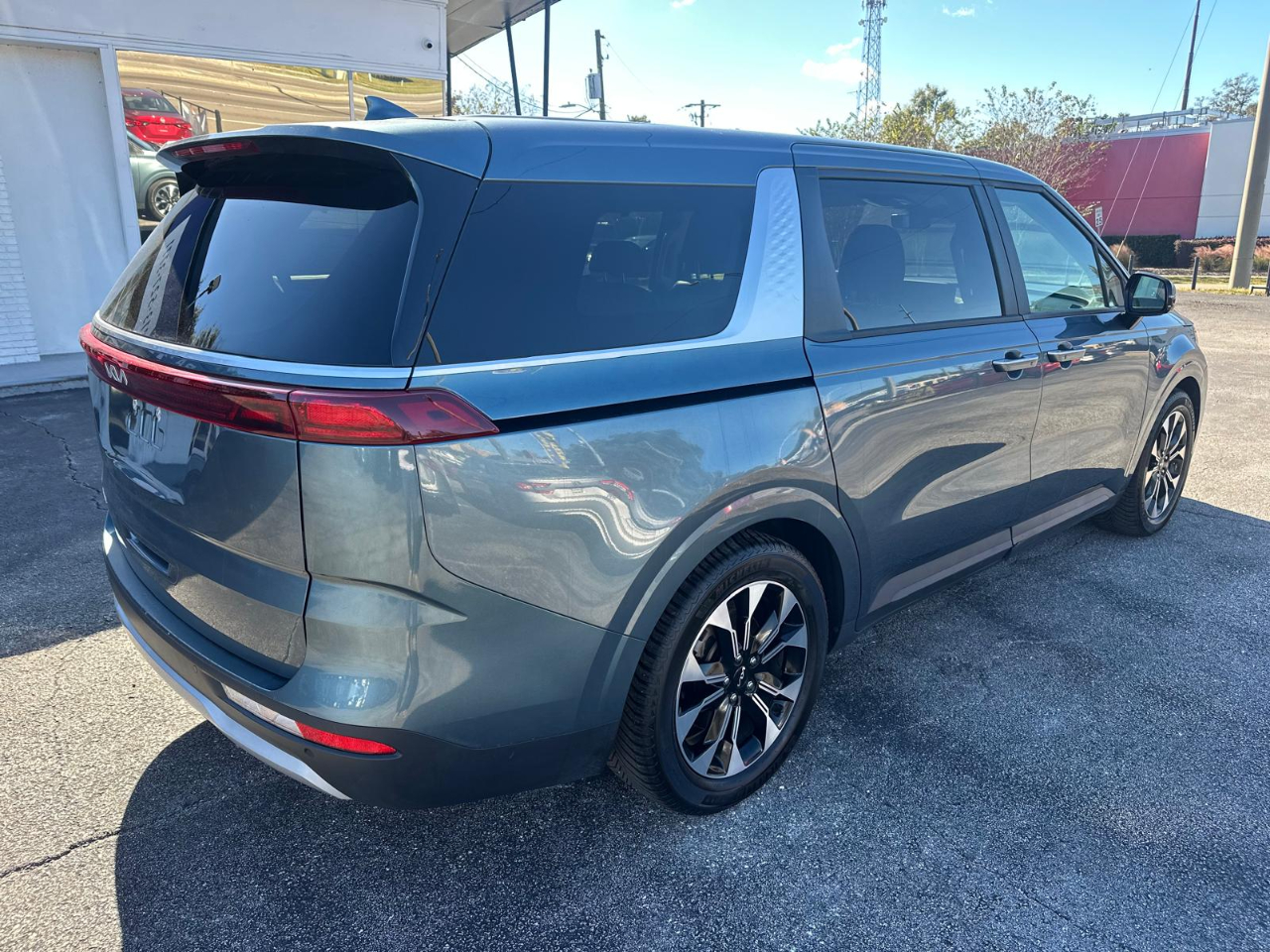 Kia Carnival EX 2023