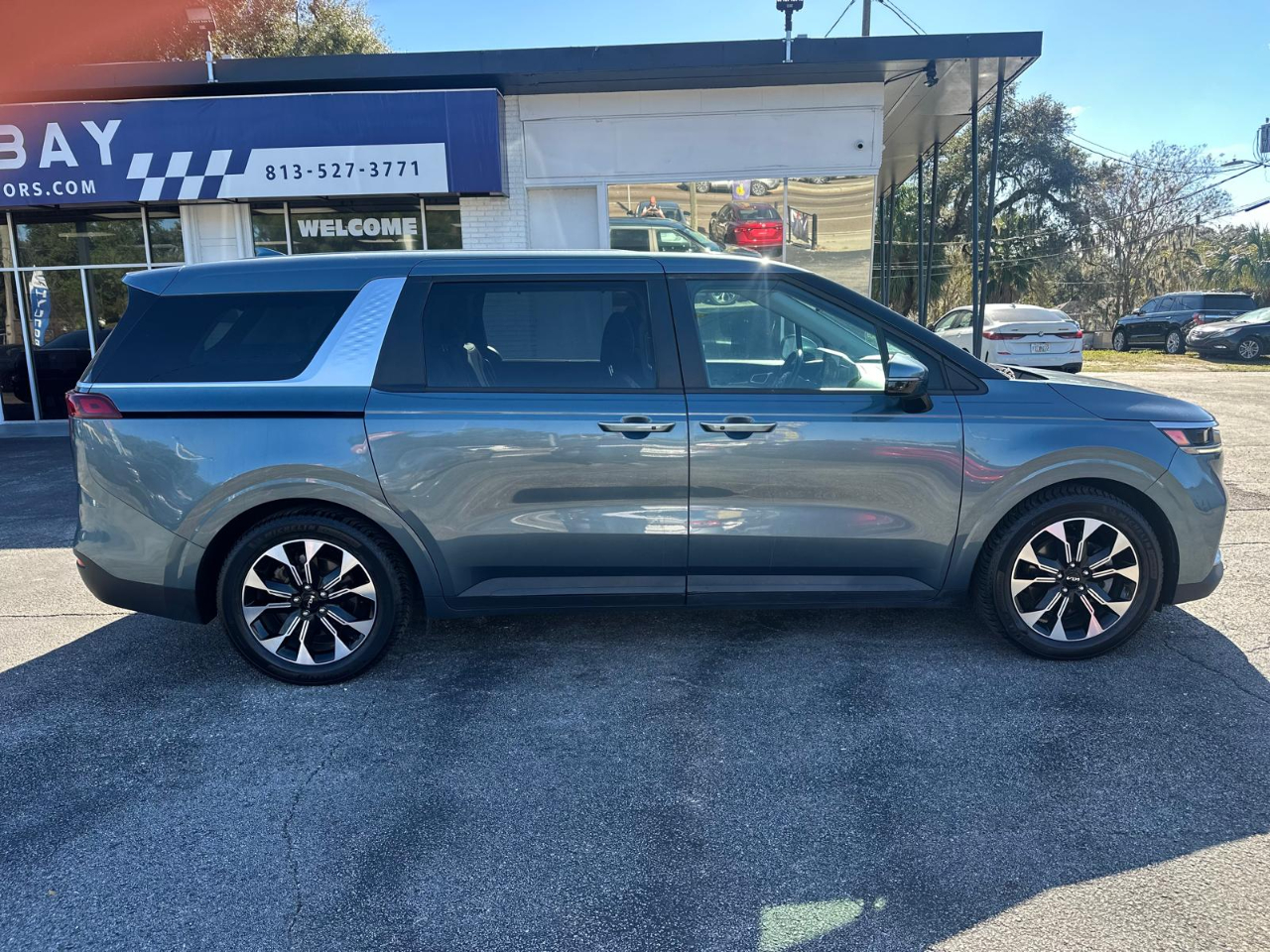 Kia Carnival EX 2023