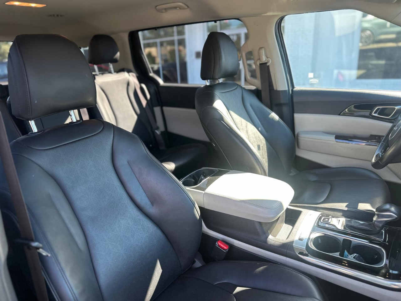 Kia Carnival EX 2023