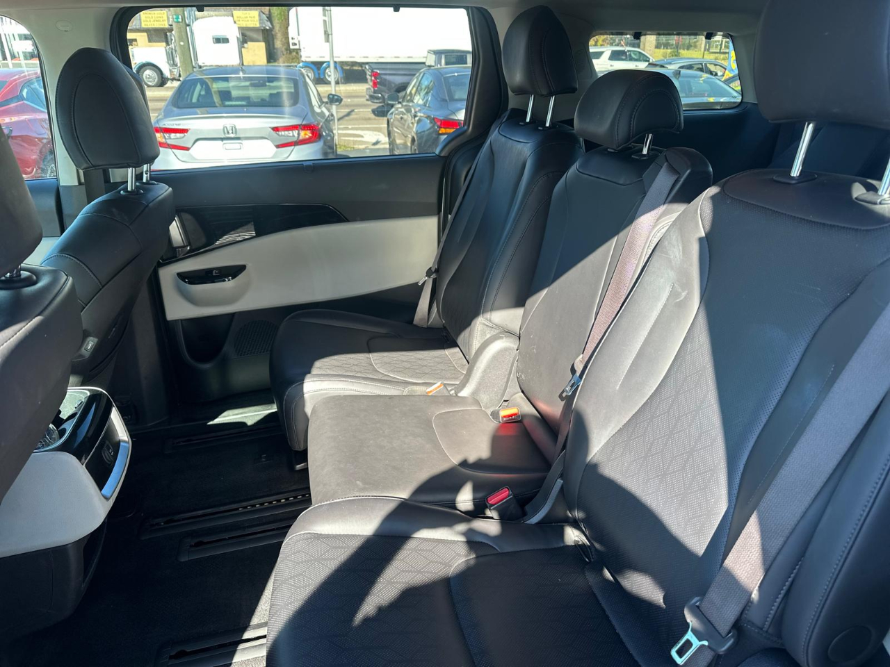 Kia Carnival EX 2023