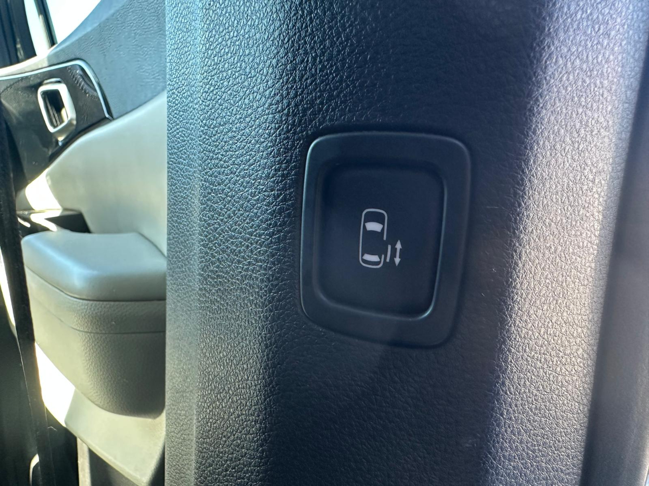 Kia Carnival EX 2023