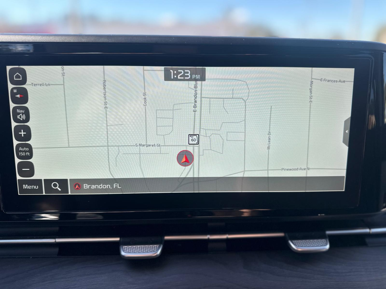 Kia Carnival EX 2023