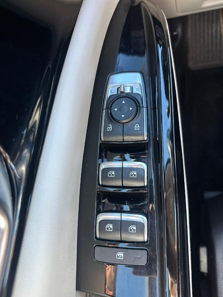 Kia Carnival EX 2023