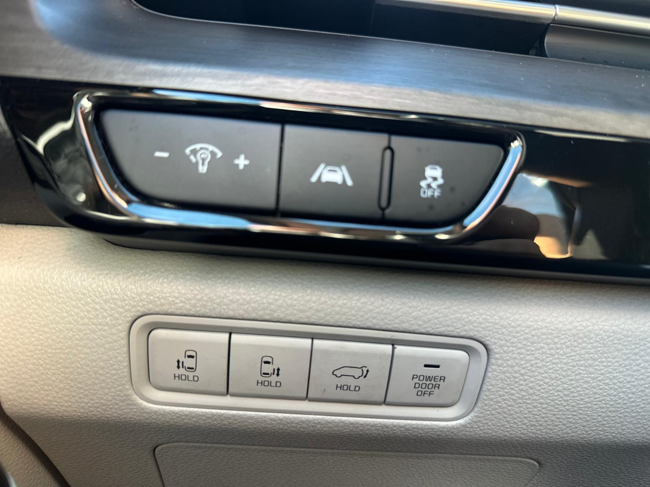 Kia Carnival EX 2023