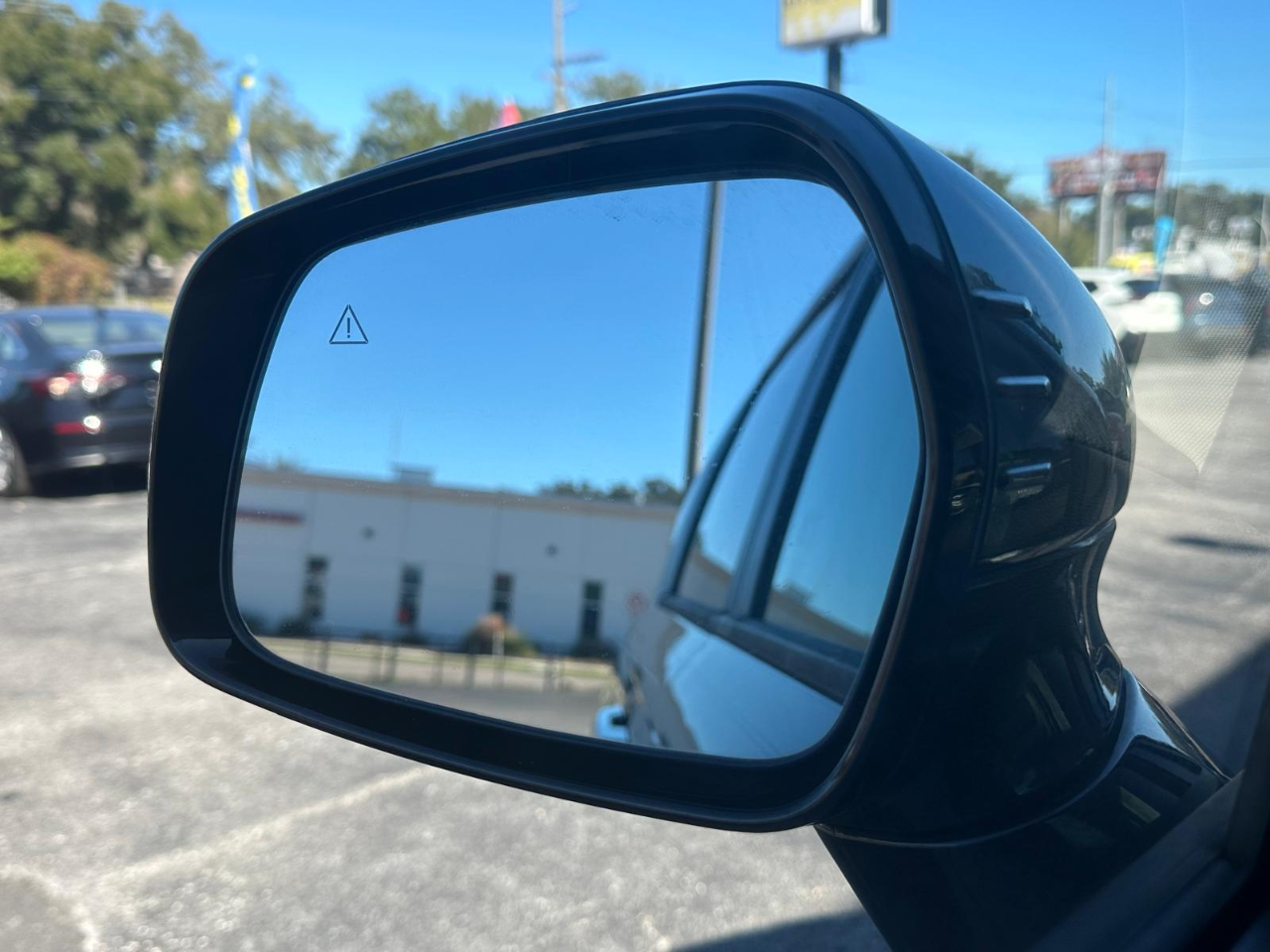 Kia Carnival EX 2023