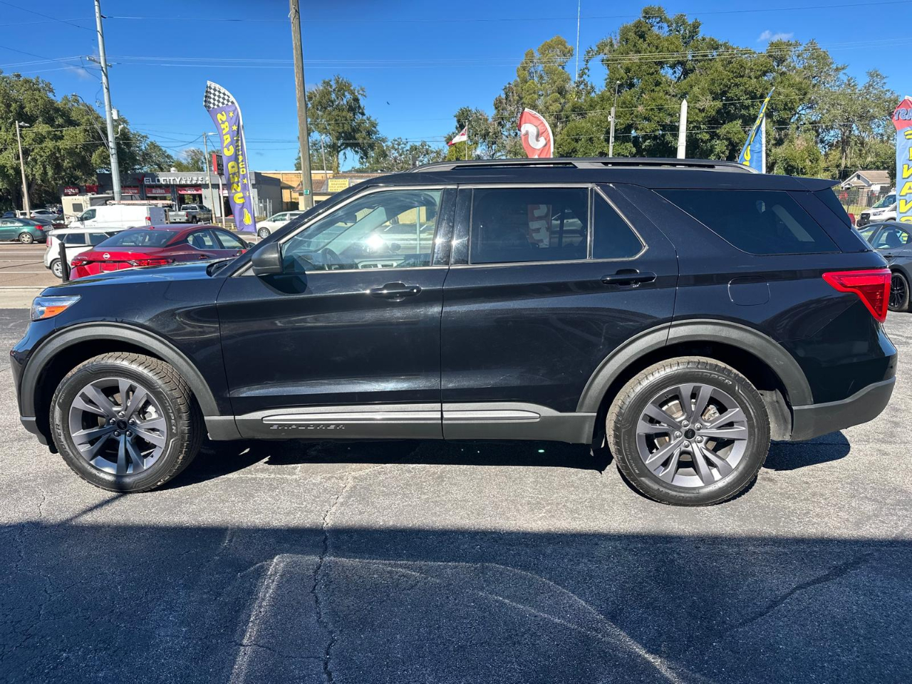 Ford Explorer XLT AWD 2021