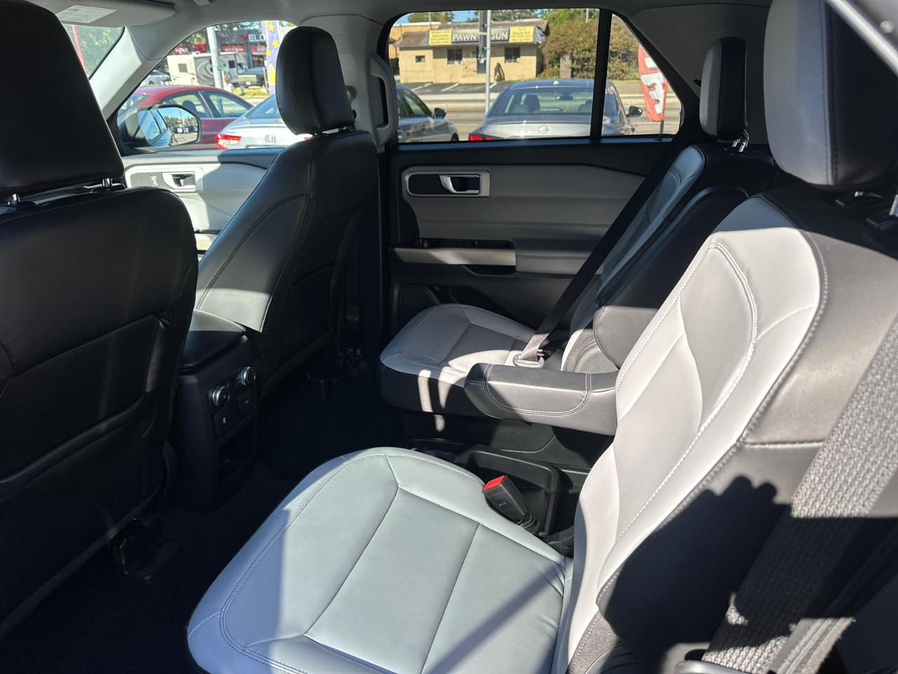 Ford Explorer XLT AWD 2021