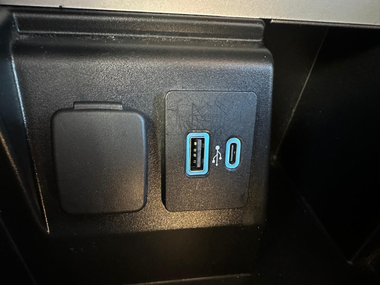 Ford Explorer XLT AWD 2021