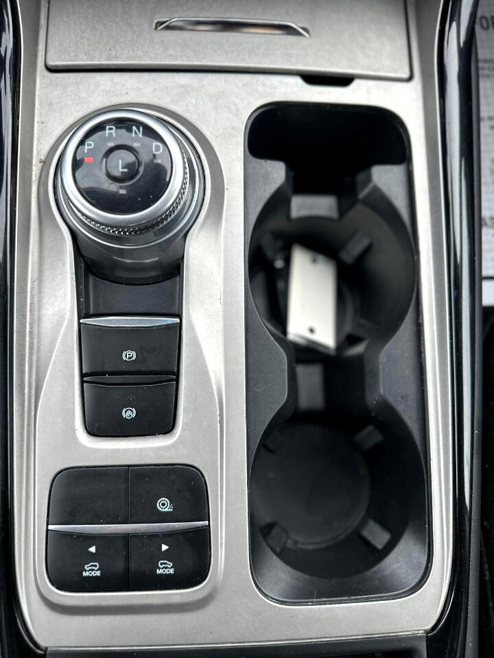 Ford Explorer XLT 2022