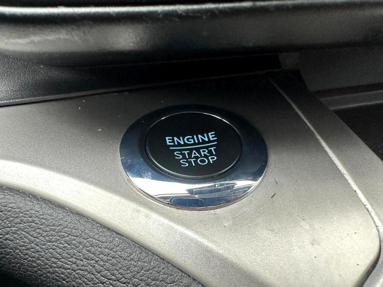 Ford Explorer XLT 2022