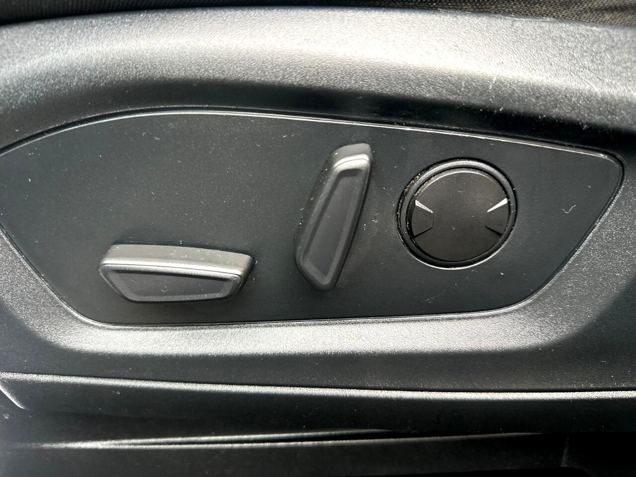 Ford Explorer XLT 2022