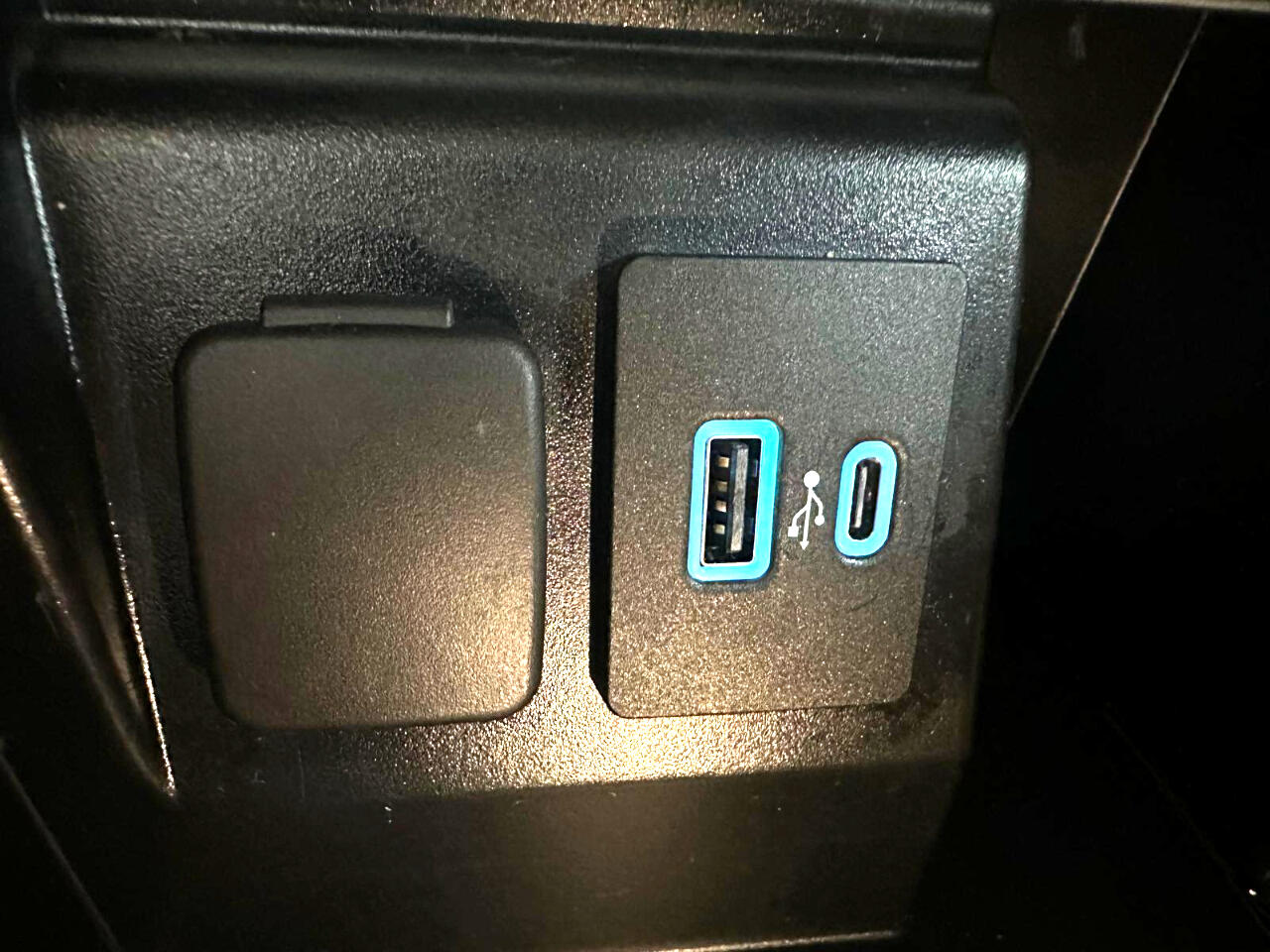 Ford Explorer XLT 2022