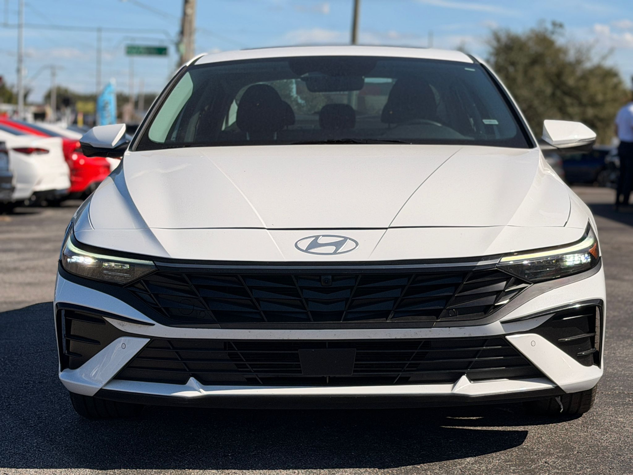 Hyundai Elantra Limited 2024