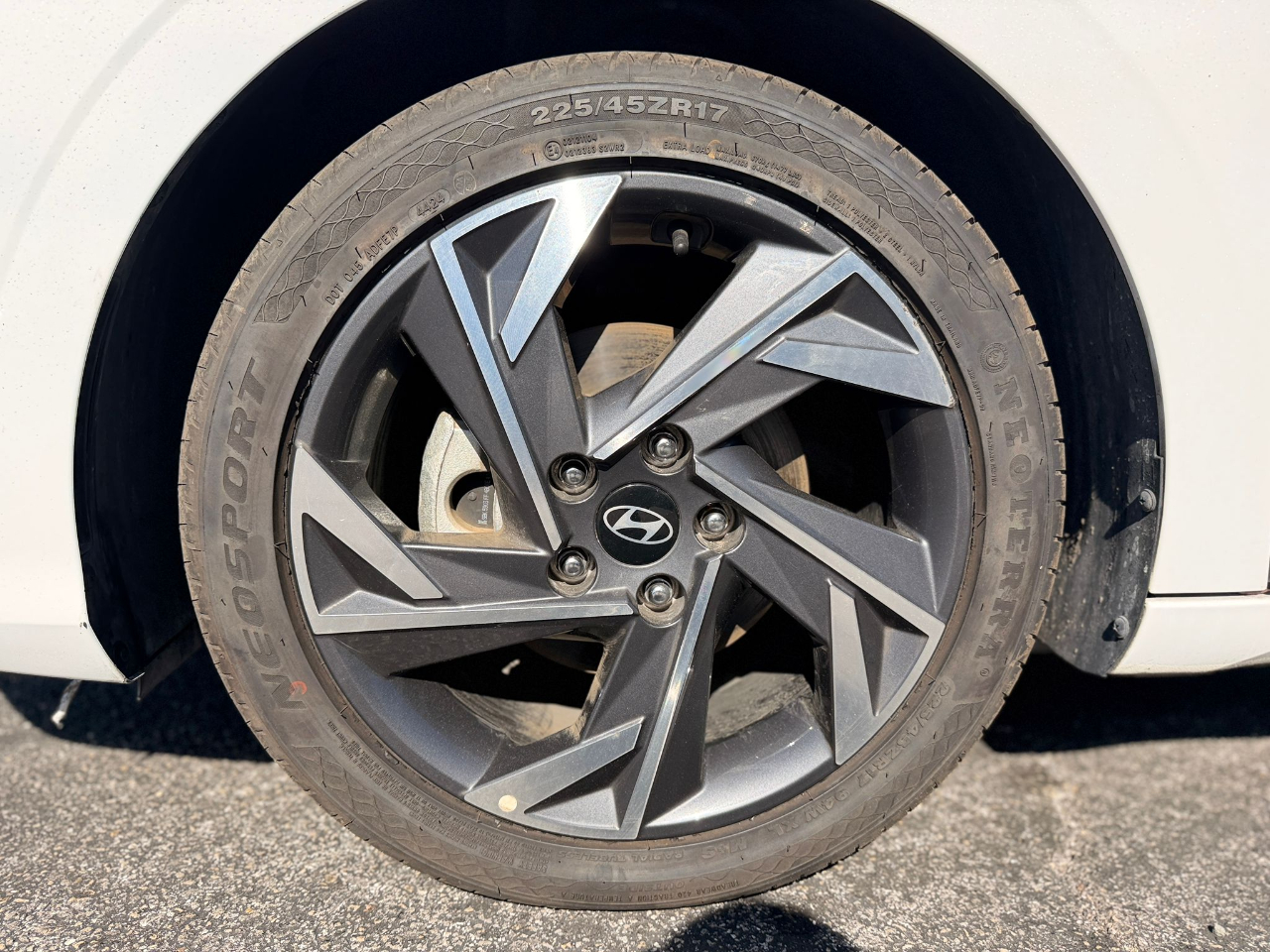 Hyundai Elantra Limited 2024