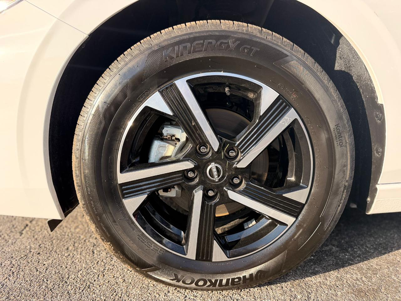 Nissan Sentra SV 2025