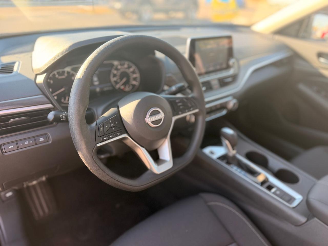 Nissan Altima 2.5 SV AWD 2025