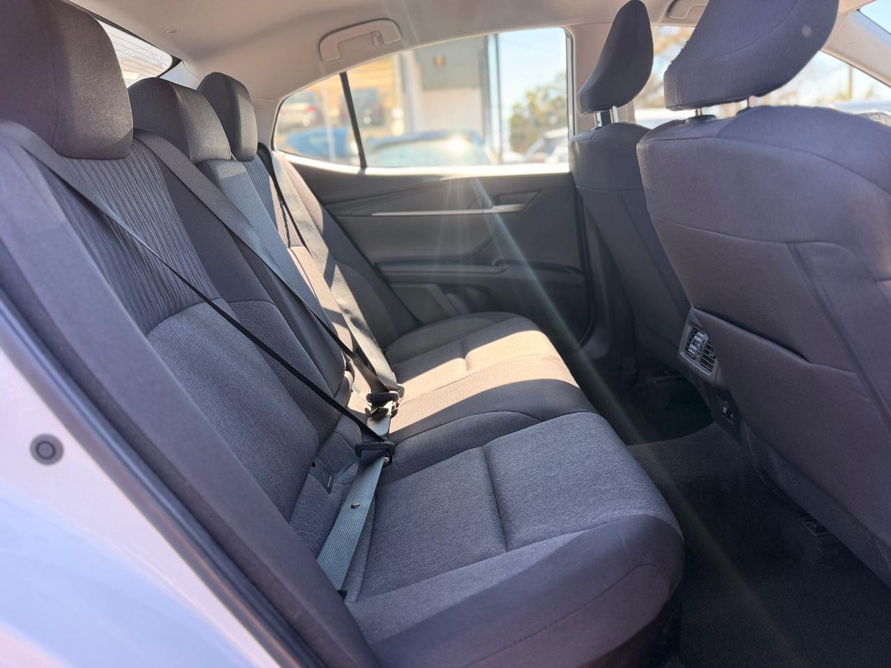 Toyota Camry Hybrid LE 2025