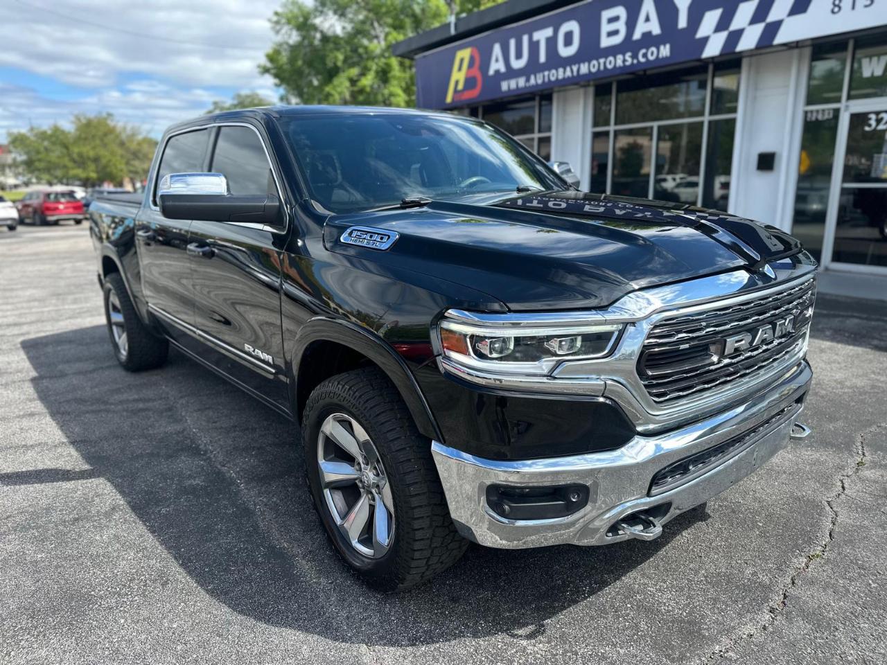 RAM 1500 Limited Crew Cab SWB 4WD 2019