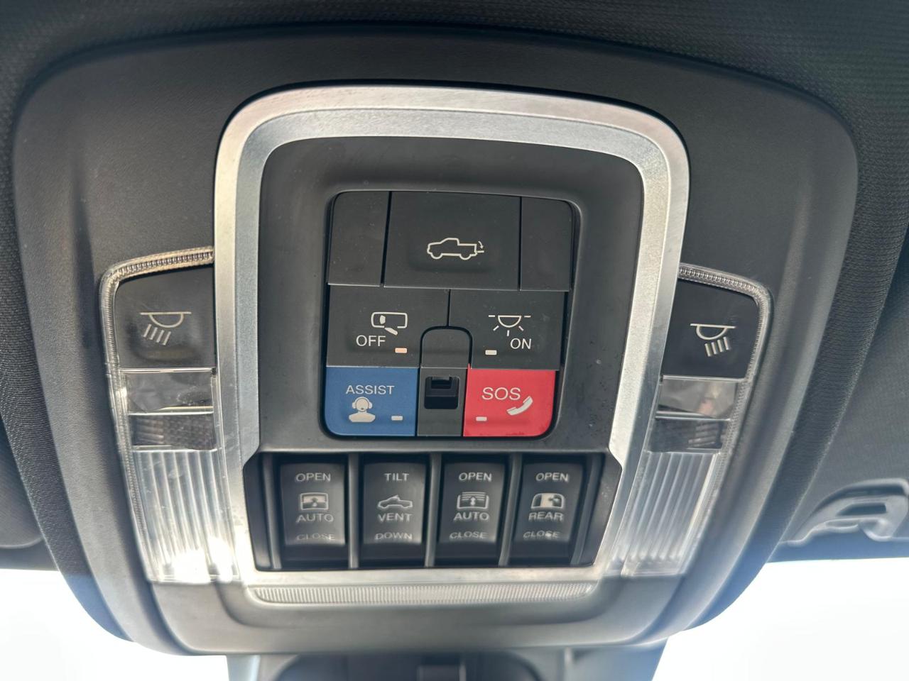 RAM 1500 Limited Crew Cab SWB 4WD 2019