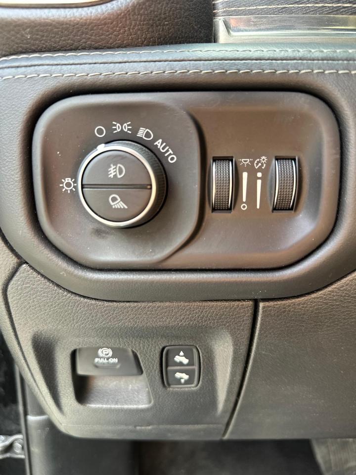 RAM 1500 Limited Crew Cab SWB 4WD 2019