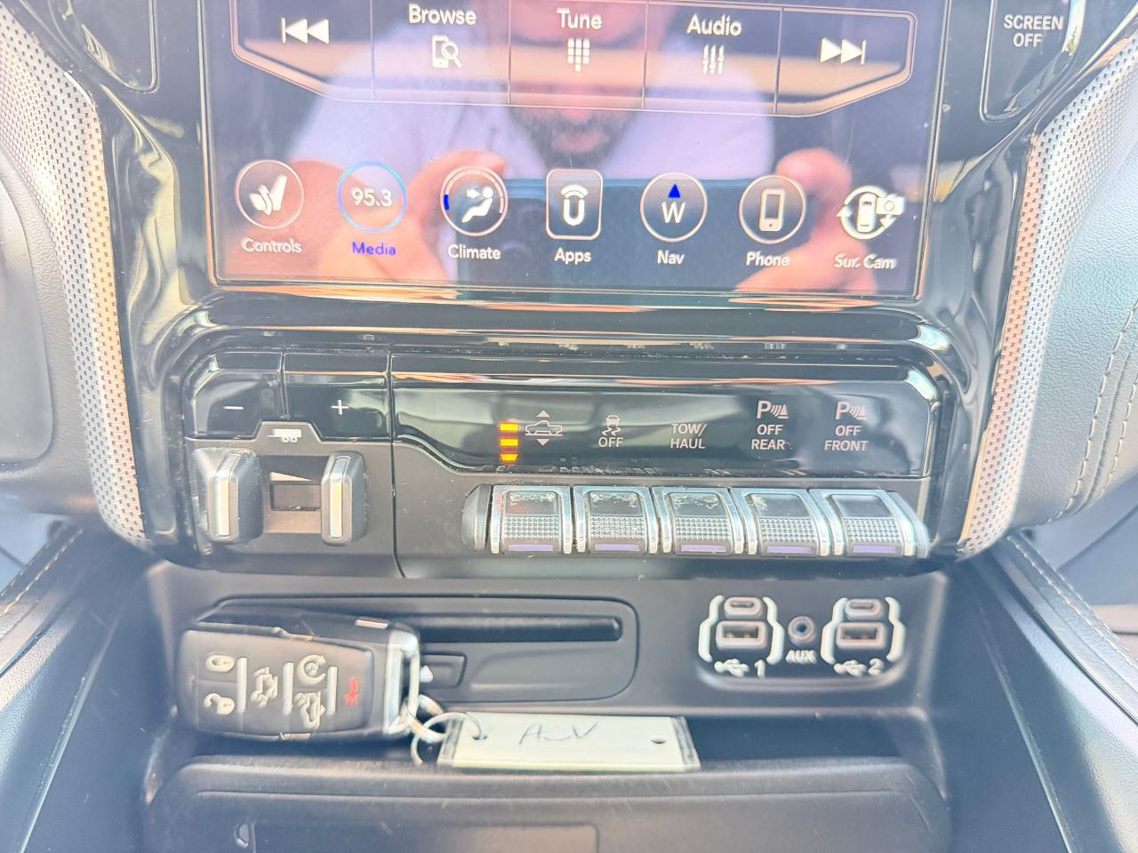 RAM 1500 Limited Crew Cab SWB 4WD 2019