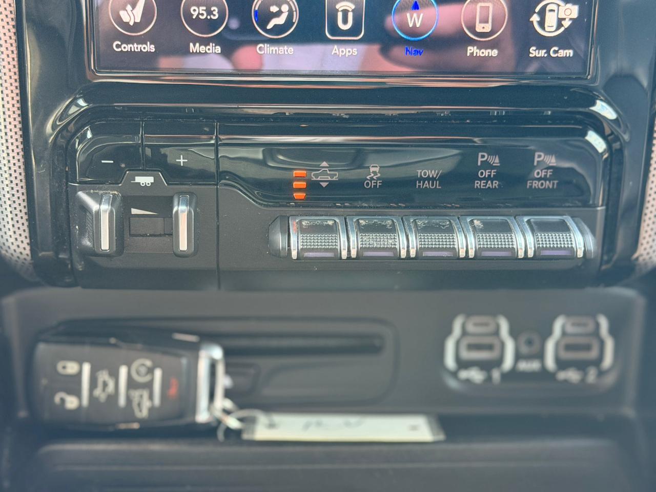 RAM 1500 Limited Crew Cab SWB 4WD 2019