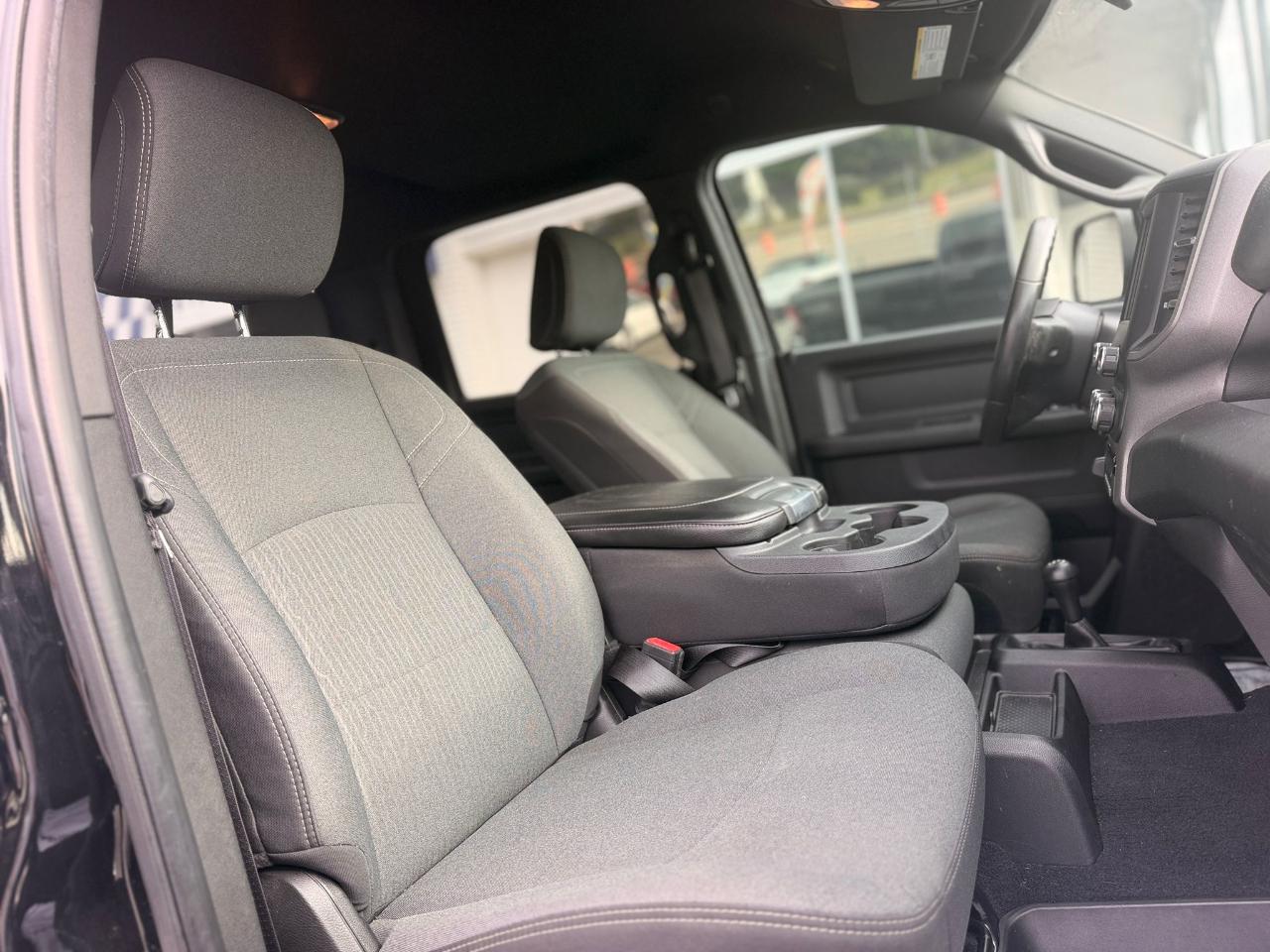 RAM 2500 Tradesman Crew Cab SWB 4WD 2022