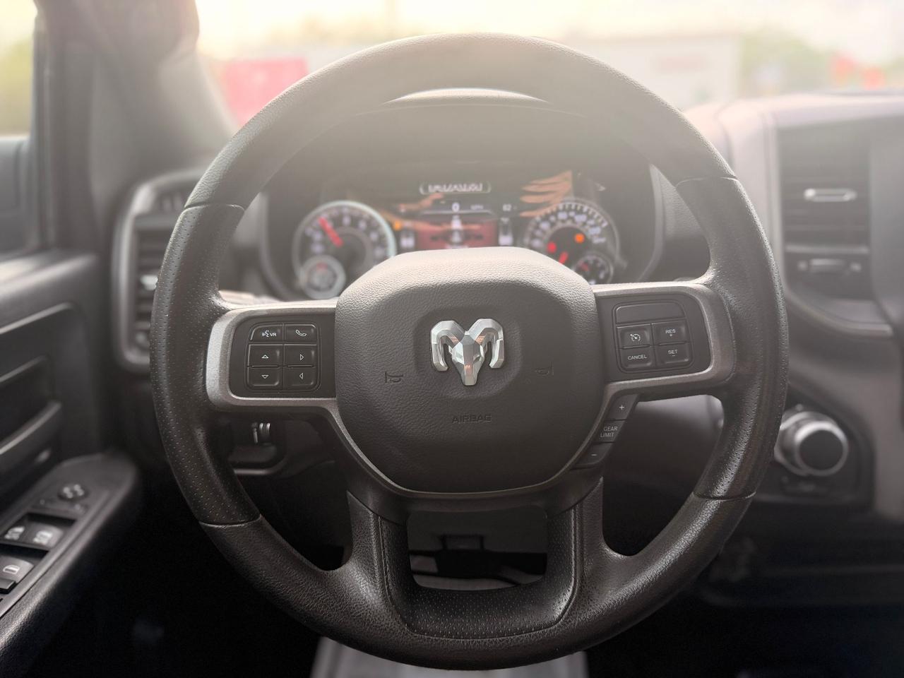 RAM 2500 Tradesman Crew Cab SWB 4WD 2022