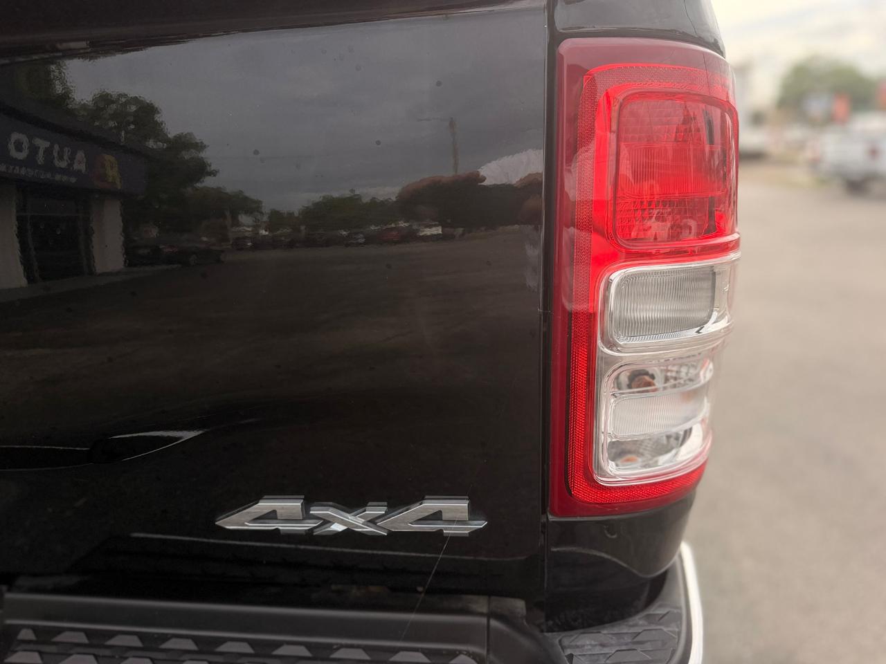 RAM 2500 Tradesman Crew Cab SWB 4WD 2022