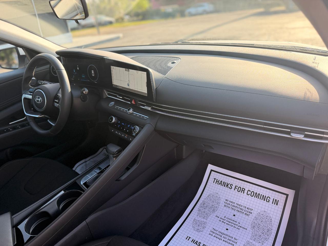 Hyundai Elantra SEL Convenience 2025