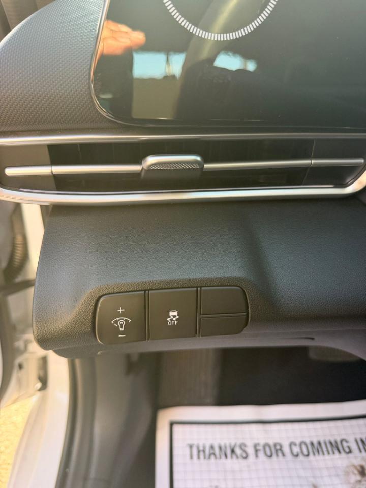 Hyundai Elantra SEL Convenience 2025