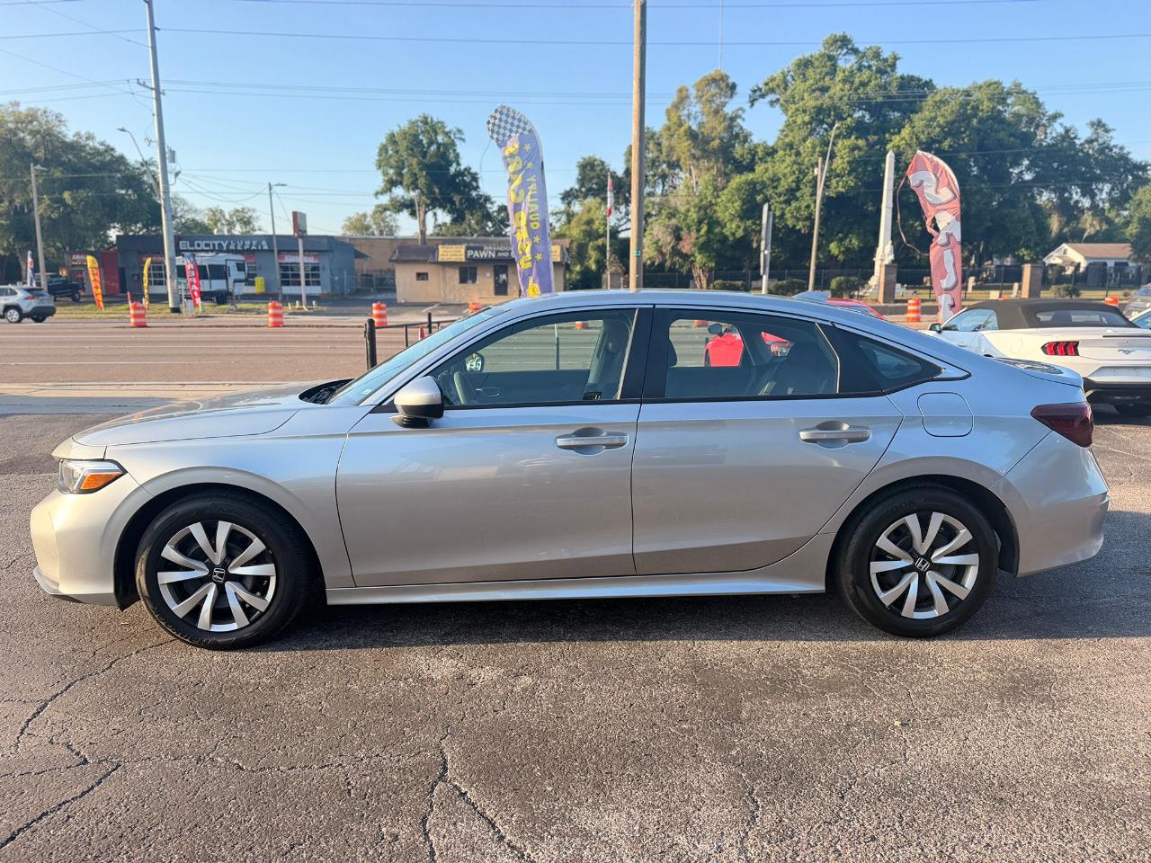 Honda Civic LX sedan 2025