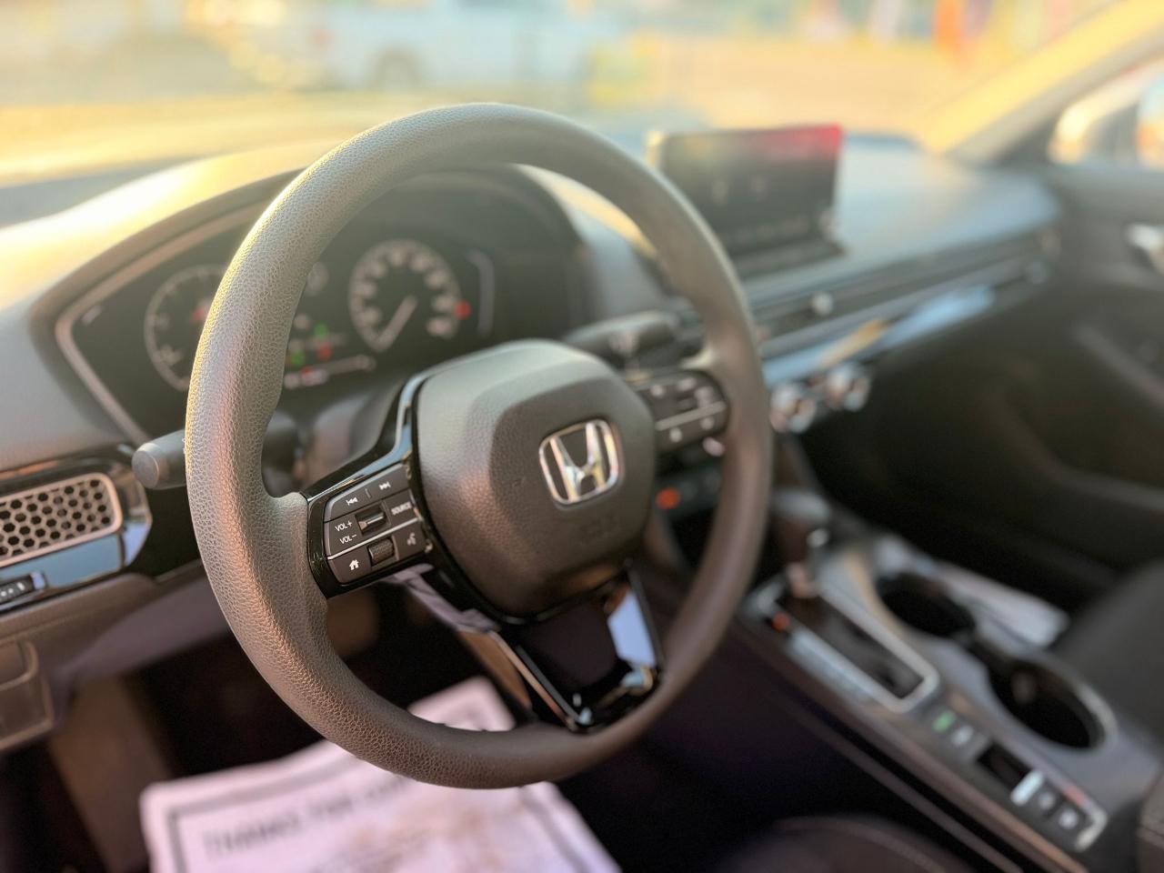 Honda Civic LX sedan 2025