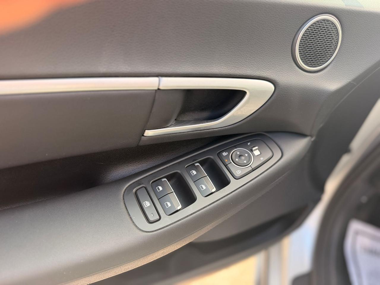 Hyundai Sonata Hybrid Blue 2026