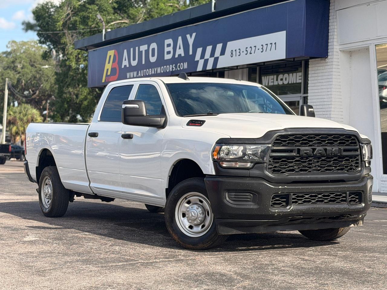 RAM 2500 Tradesman Crew Cab LWB 2WD 2024