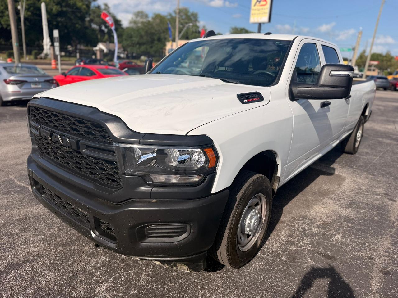 RAM 2500 Tradesman Crew Cab LWB 2WD 2024