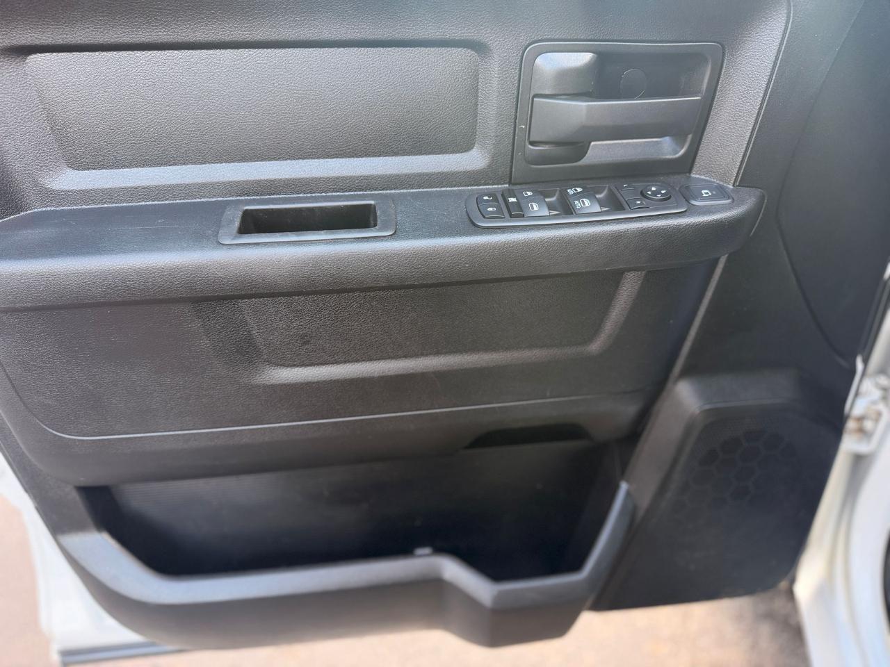 RAM 2500 Tradesman Crew Cab LWB 2WD 2024