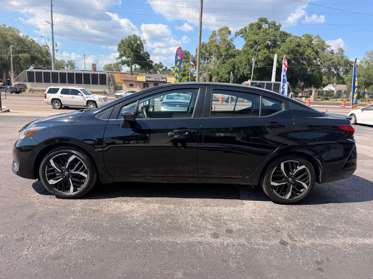 Nissan Versa SR 2025