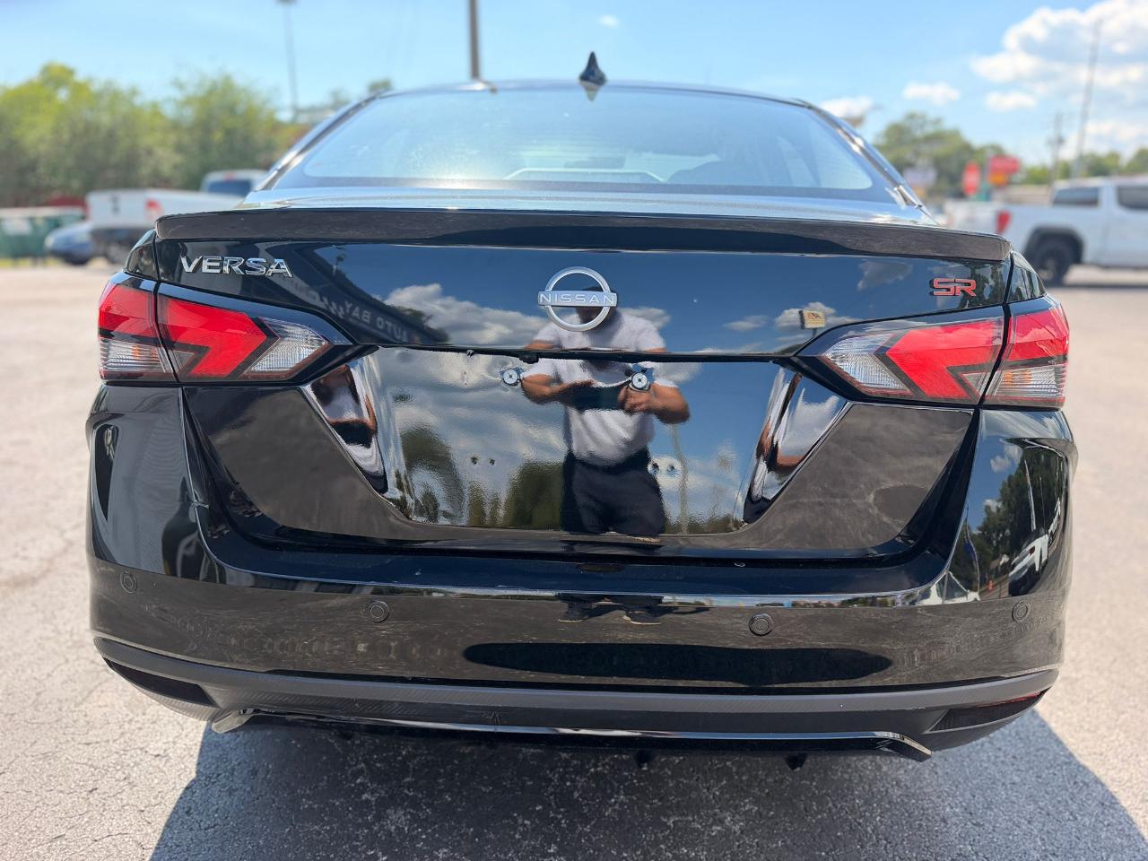 Nissan Versa SR 2025