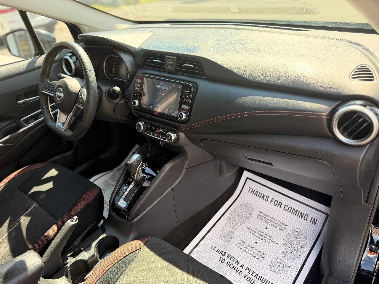 Nissan Versa SR 2025