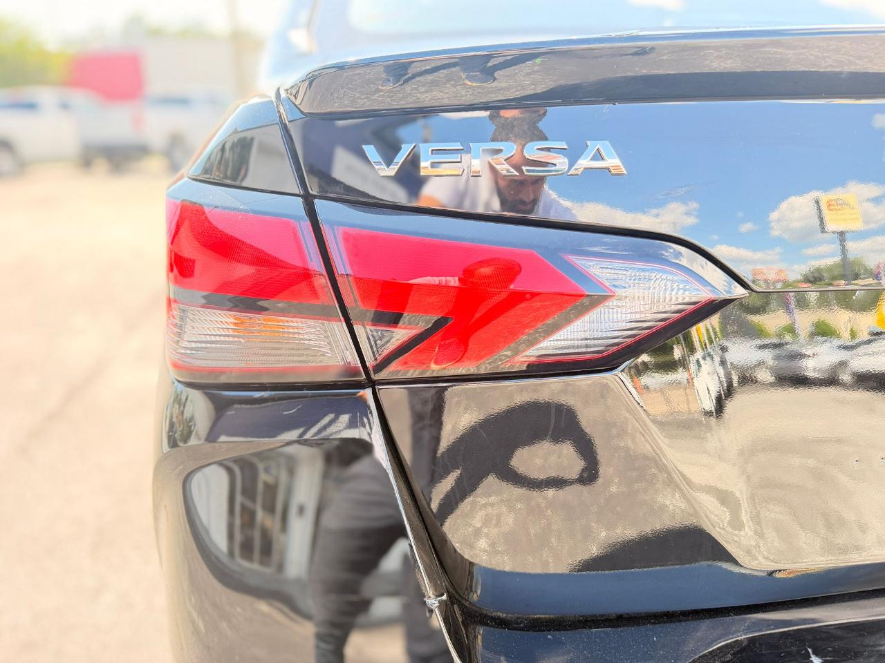 Nissan Versa SR 2025