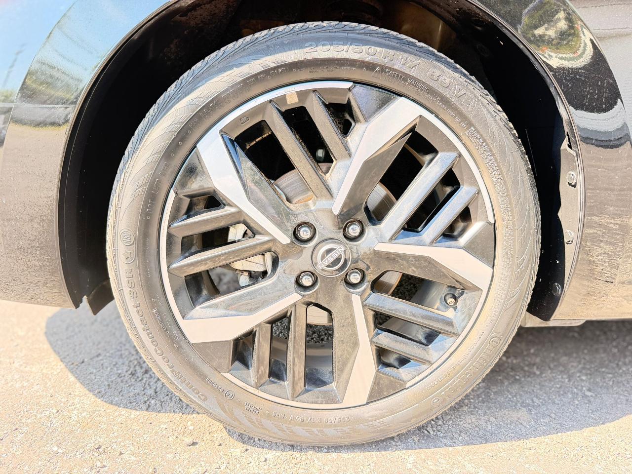 Nissan Versa SR 2025