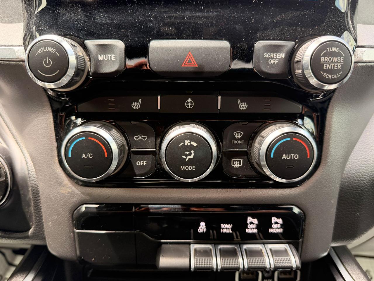 RAM 1500 Big Horn Crew Cab SWB 2WD 2019