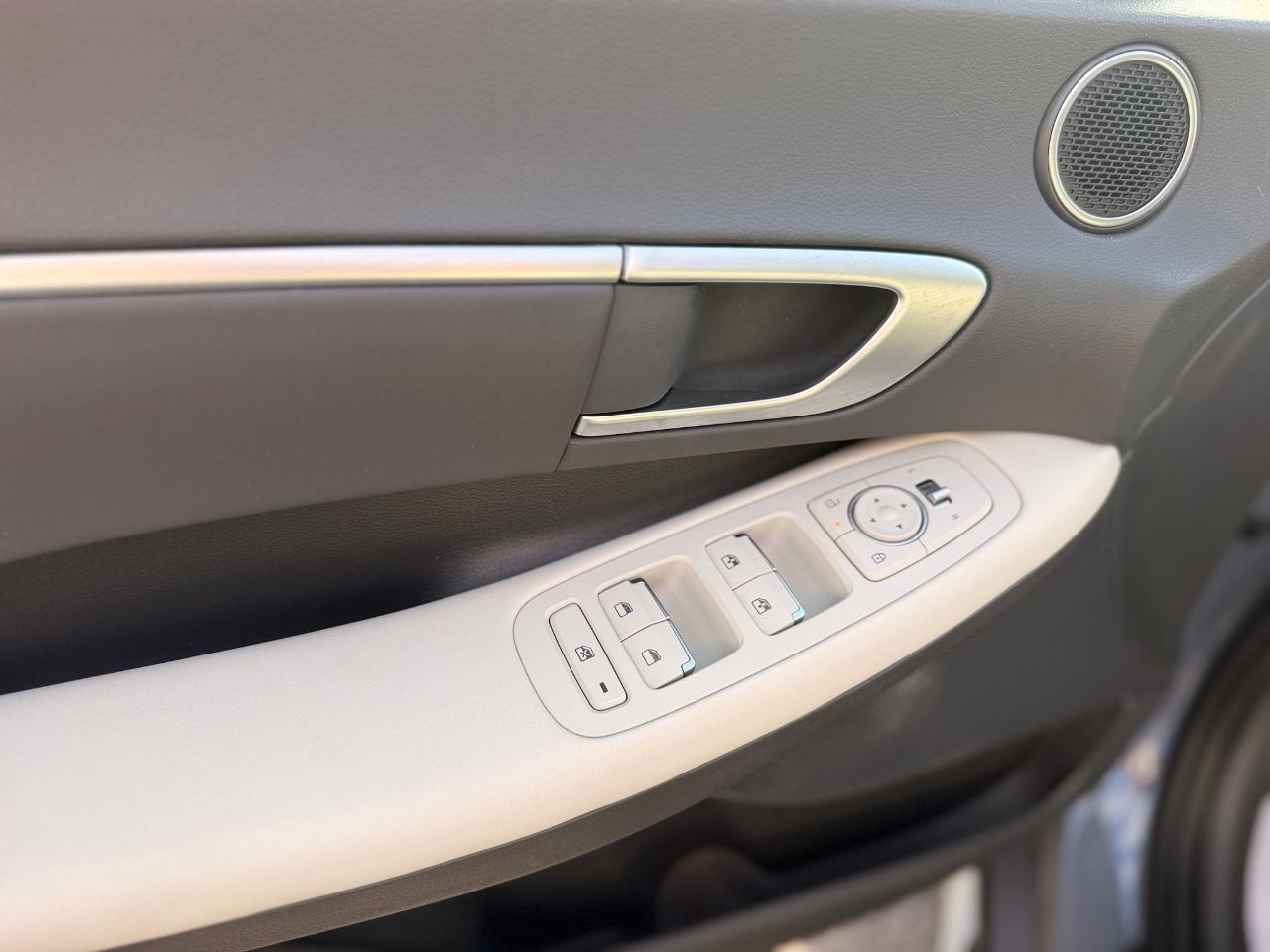 Hyundai Sonata SEL 2025