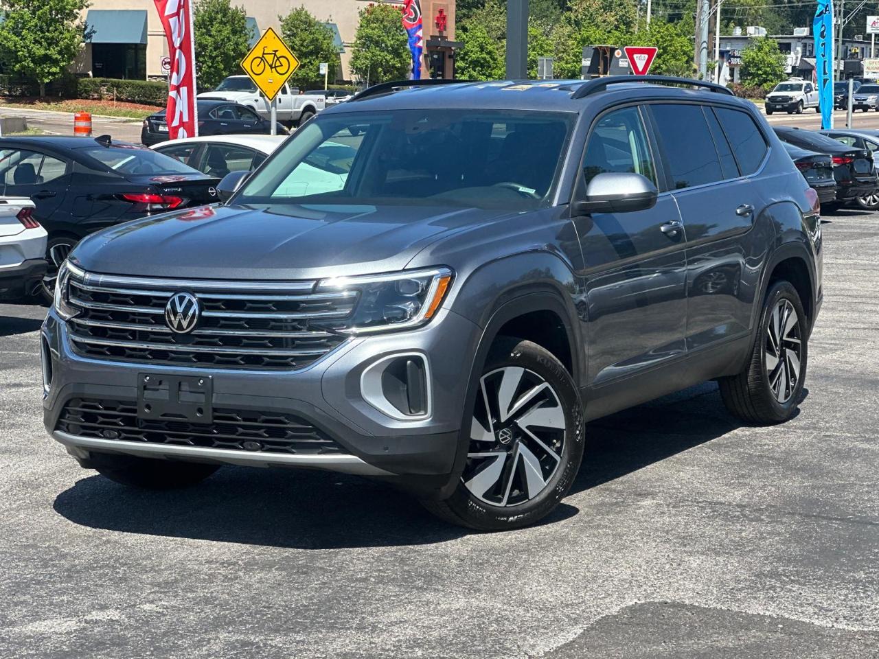 Volkswagen Atlas SE w/Technology 2025