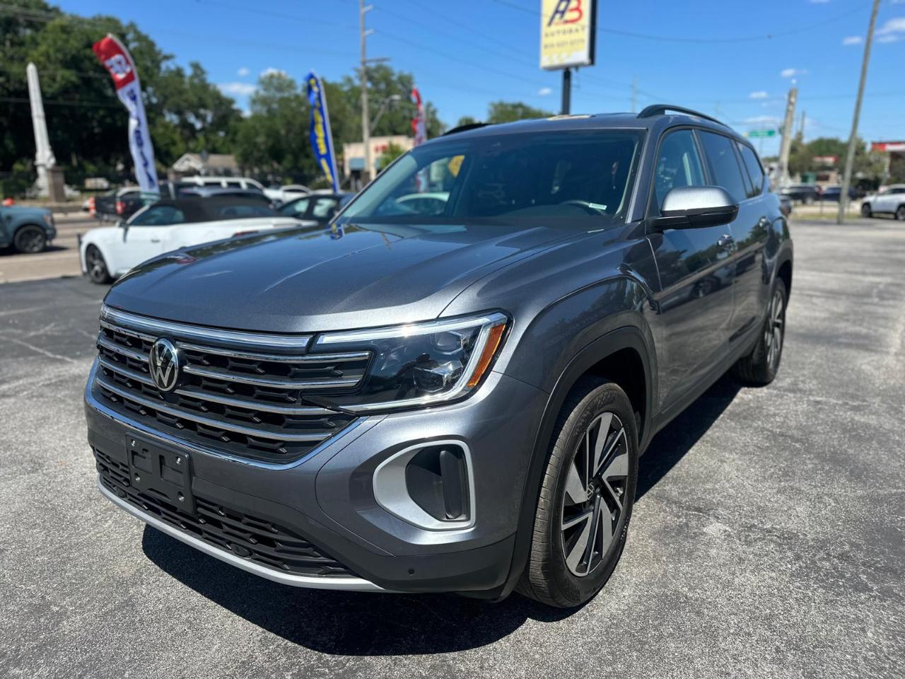 Volkswagen Atlas SE w/Technology 2025