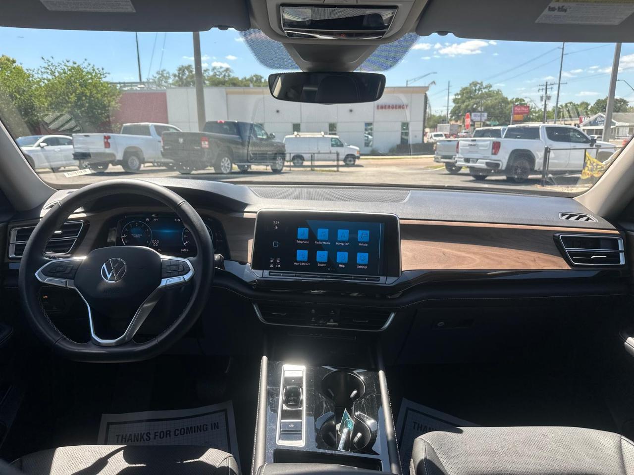 Volkswagen Atlas SE w/Technology 2025