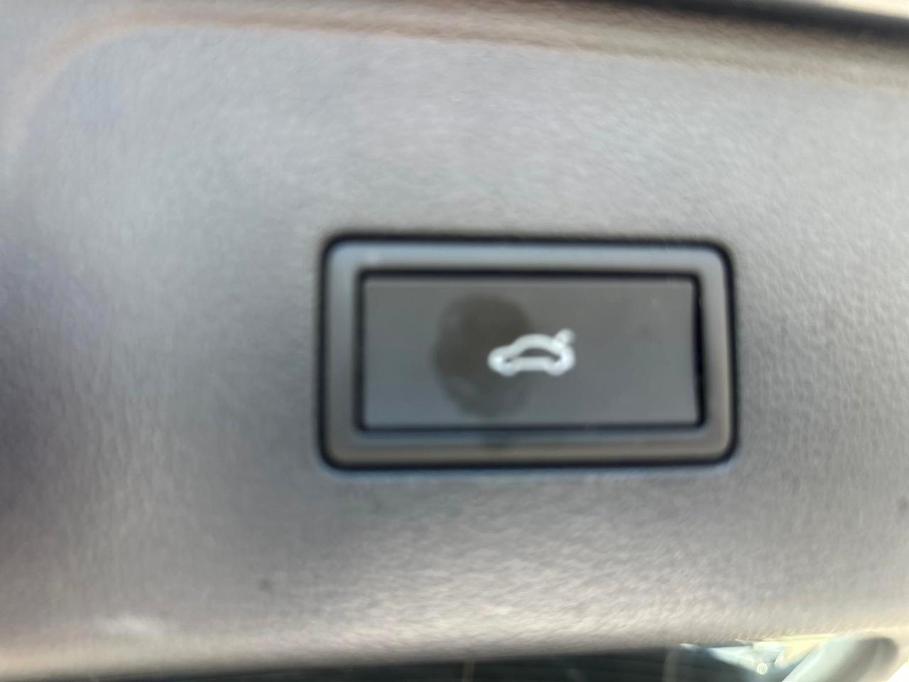 Volkswagen Atlas SE w/Technology 2025