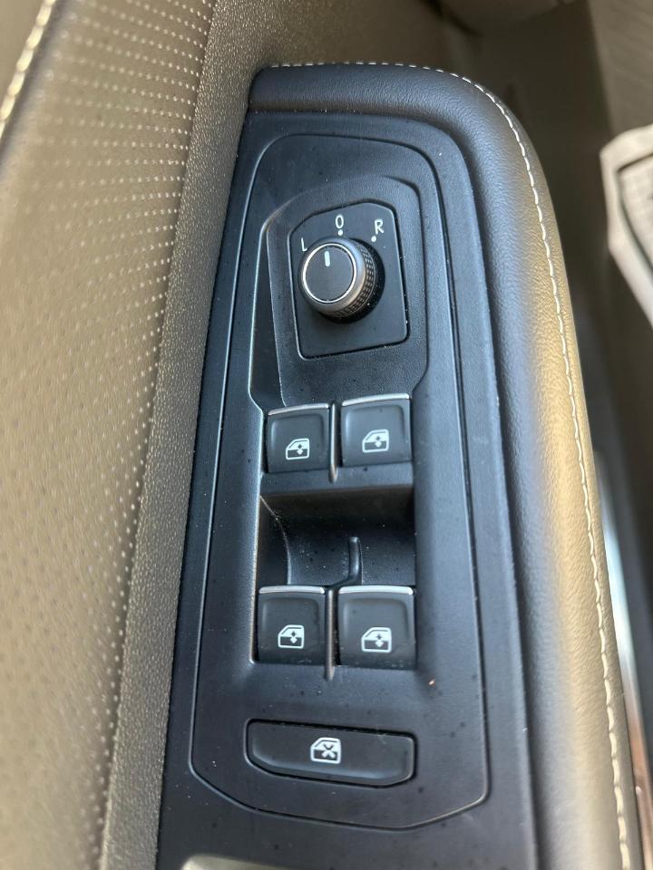 Volkswagen Atlas SE w/Technology 2025